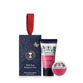 Neal's Yard Remedies 野玫瑰亮采禮盒 	"Wild Rose Radiance Duo 
"
